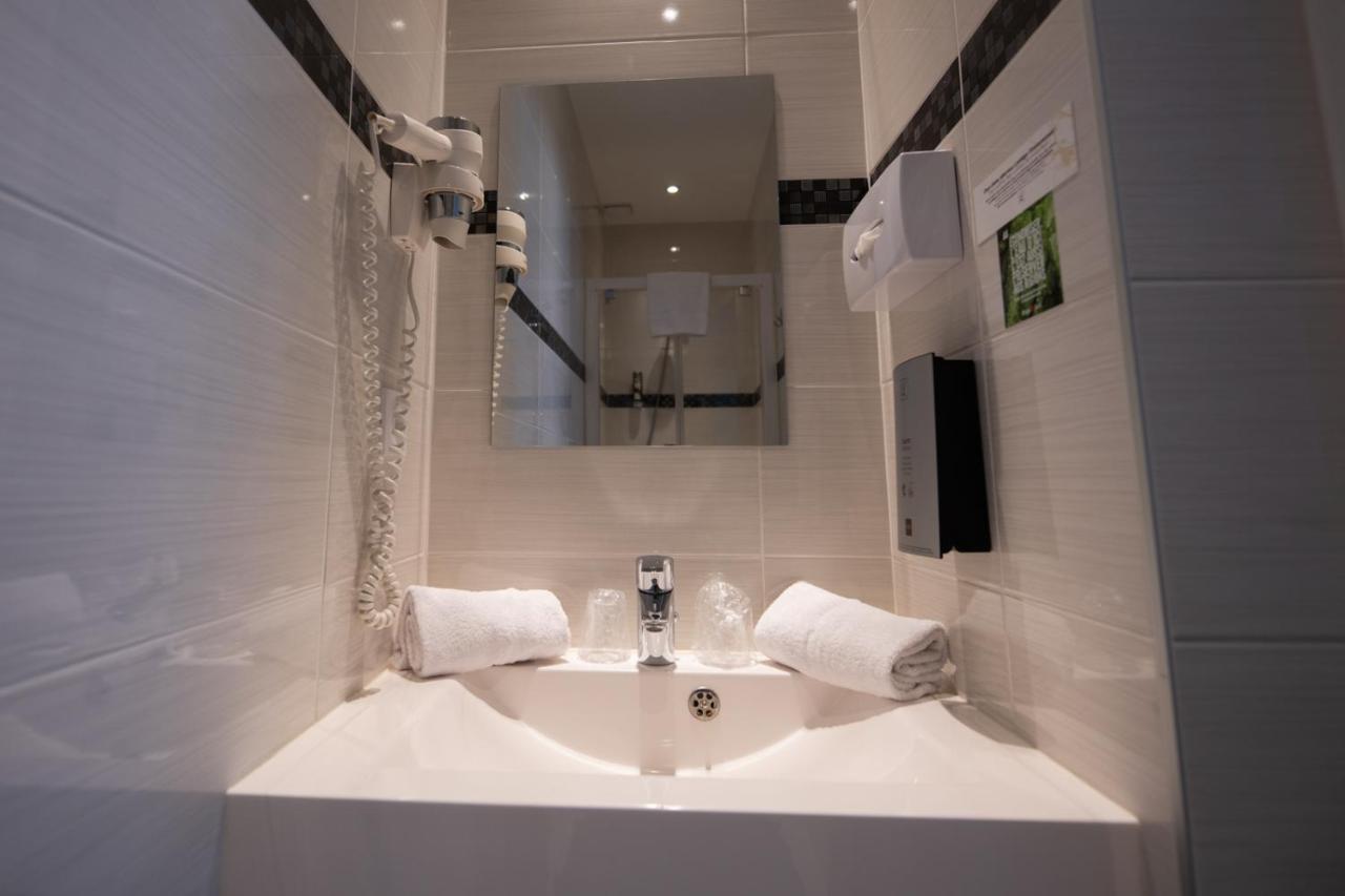 Logis Hotel Le Continental Châteauroux Екстериор снимка