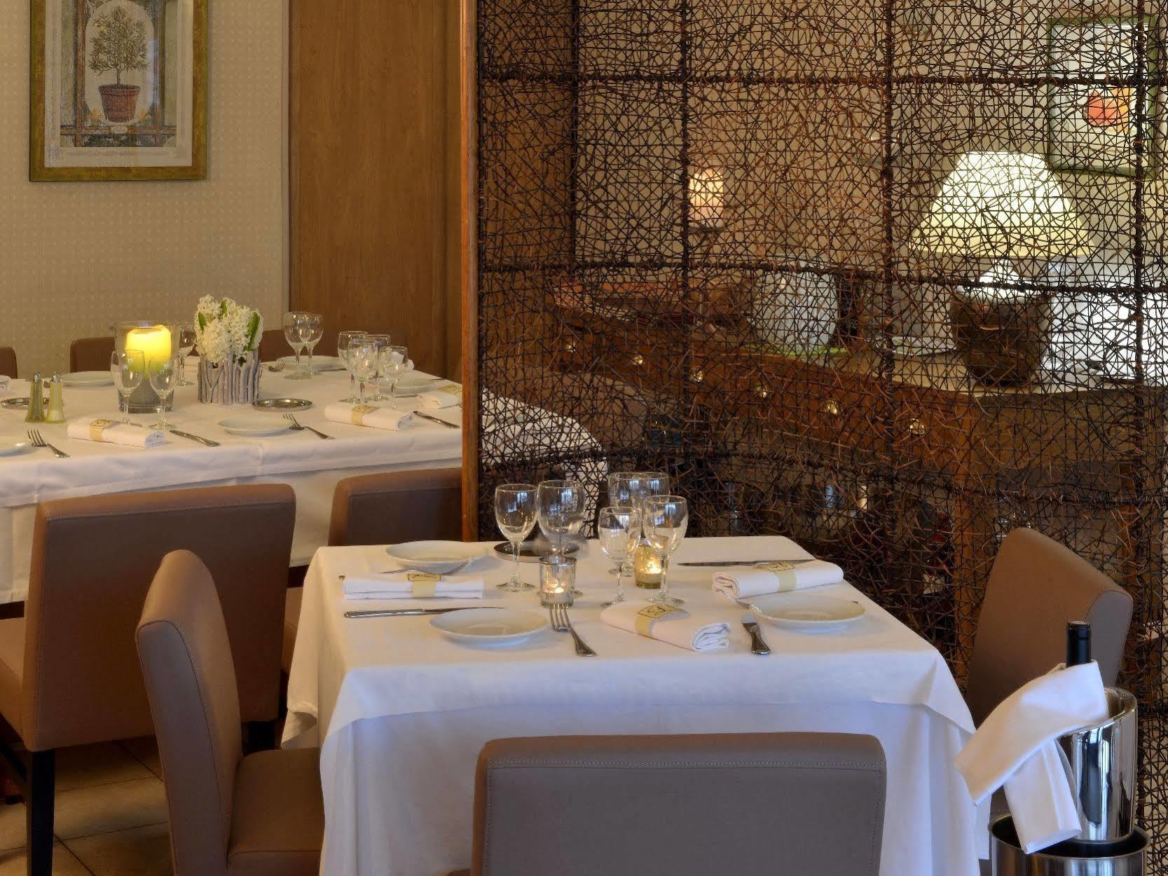 Logis Hotel Le Continental Châteauroux Екстериор снимка